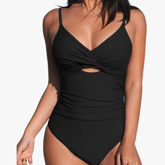 CUPSHE Black One Piece Bathing Suit with Cutout & Adjustable Straps Size Small - Picture 1 of 7